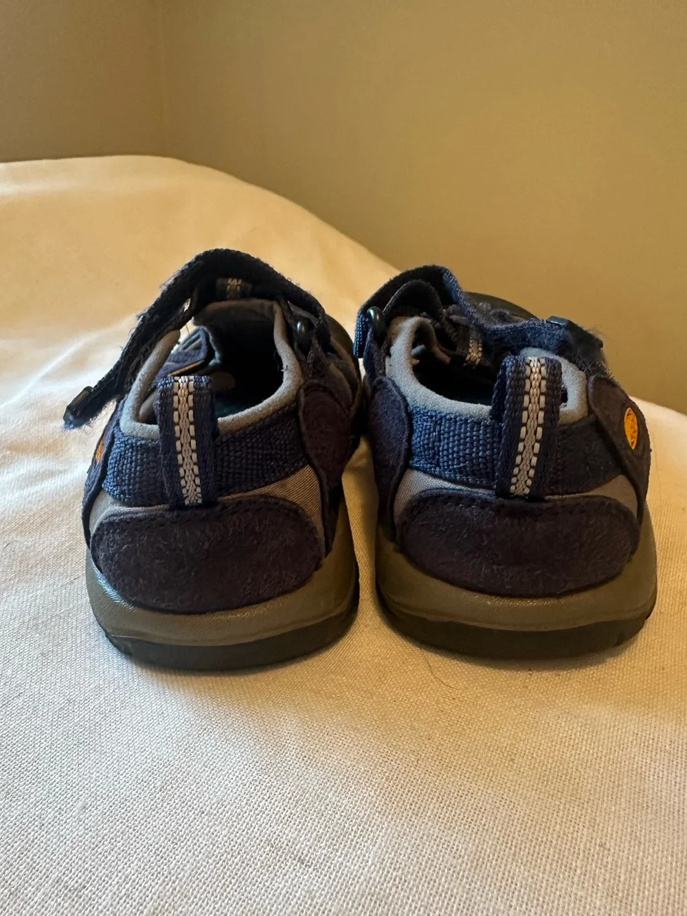 KEEN Newport H2 Kids Closed-Toe Sport Sandals Blue Gray Waterproof Hiking 11c